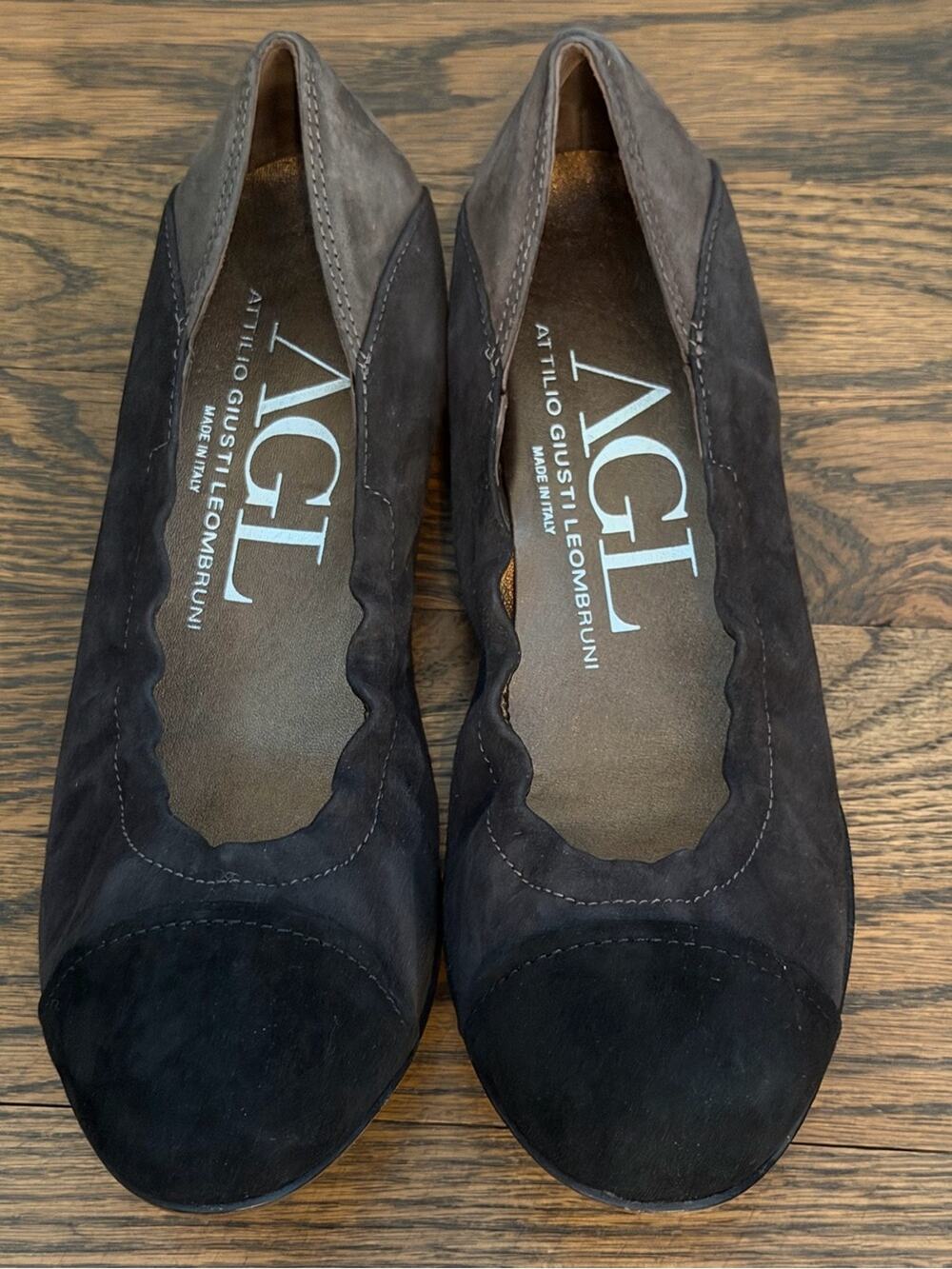 AGL Attilio Giusti Leombruni Contrasting Suede Cap Flats Brown Size 7.5 (37.5)